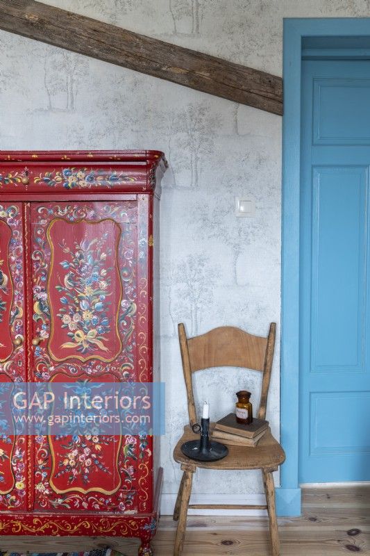 Painted reclaimed furniture