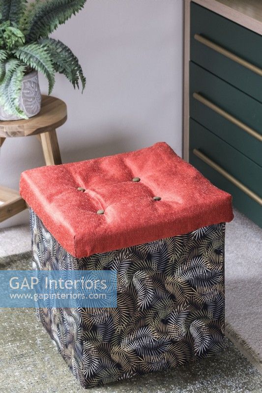 Ottoman stool with read seat - detail