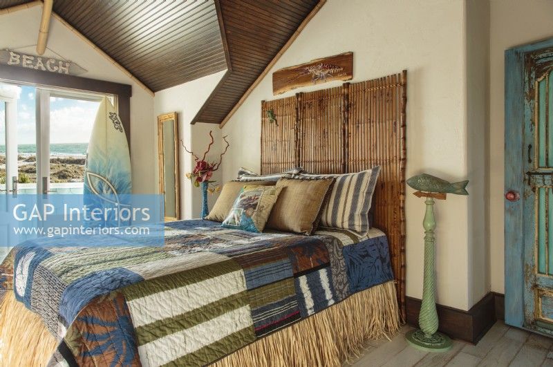 A surf shack motif offers a lighthearted blueprint for fun and affordable ideas. 