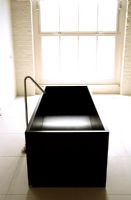 Contemporary black bath 