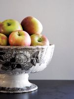 apples in decorative fruit bowl
