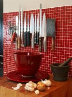 Modern kitchen chopping board and knife rack