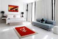 Modern hotel bedroom 