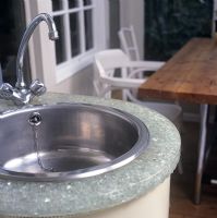 Small circular kitchen sink 