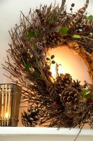 Detail of Christmas wreath and candles 