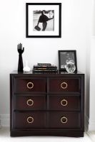 Modern bedroom chest of drawers 