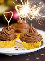 Cup cakes with sparklers
