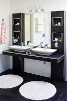 Modern black and white bathroom sinks 