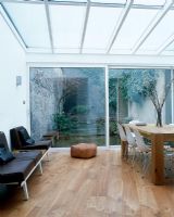 Dining room in modern extension 