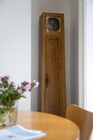 Large clock in modern dining room 