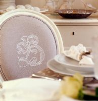 Classic dining room chair 