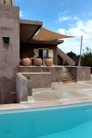 Villa with swimming pool