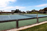 Exterior tennis court 
