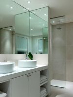 Twin sinks in modern bathroom 
