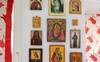 Display of religious paintings 