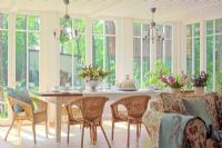 Classic open plan dining room 