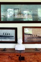 Paintings and prints with nautical theme