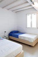 Cycladic white bedroom 