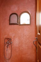 Traditional shower room 