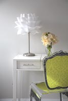 Contemporary dressing table