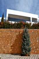 Contemporary home and boundary wall