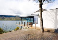 Contemporary lakeside home