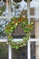 Holly and Ivy Christmas wreath