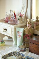 Dressing table detail