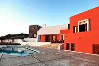 Modern luxury villa and pool
