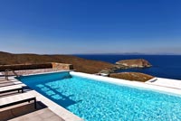 Luxury pool with sea view