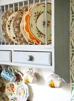 Plate rack with vintage plates