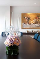 Modern dining table decorations