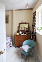 Vintage bedroom furniture