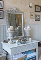 Bathroom with vintage furniture and accessories