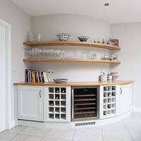 Curved kitchen units
