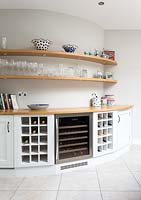 Curved kitchen units