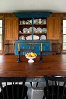 Traditional dining room furniture