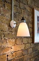 Wall mounted lamp