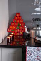 Christmas decorations around range cooker