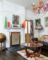Colourful living room with vintage accessories