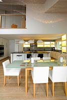 Open plan kitchen and dining area