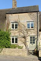 Cotswold stone house