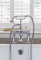 Classic taps with shower attachment
