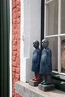 Sculptures on windowsill