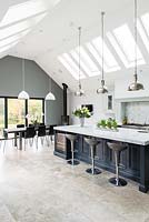 Contemporary kitchen extension