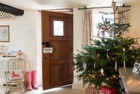 Christmas tree at front door