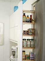 Pull out kitchen storage