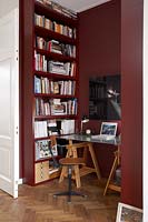 Compact study space