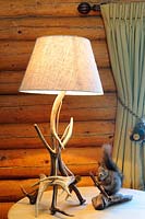 Lamp base made of antlers