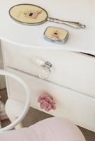 Dressing table detail